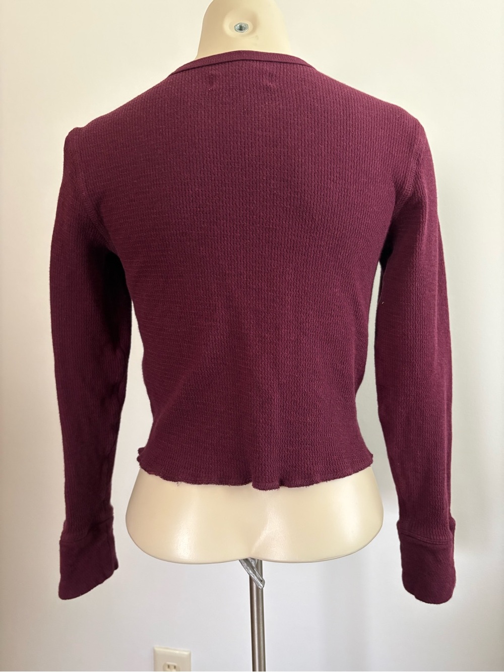 Everlane Boxy Henley Cozy Waffle Burgandy/Maroon Cropped Thermal Top Size S - Picture 4 of 8